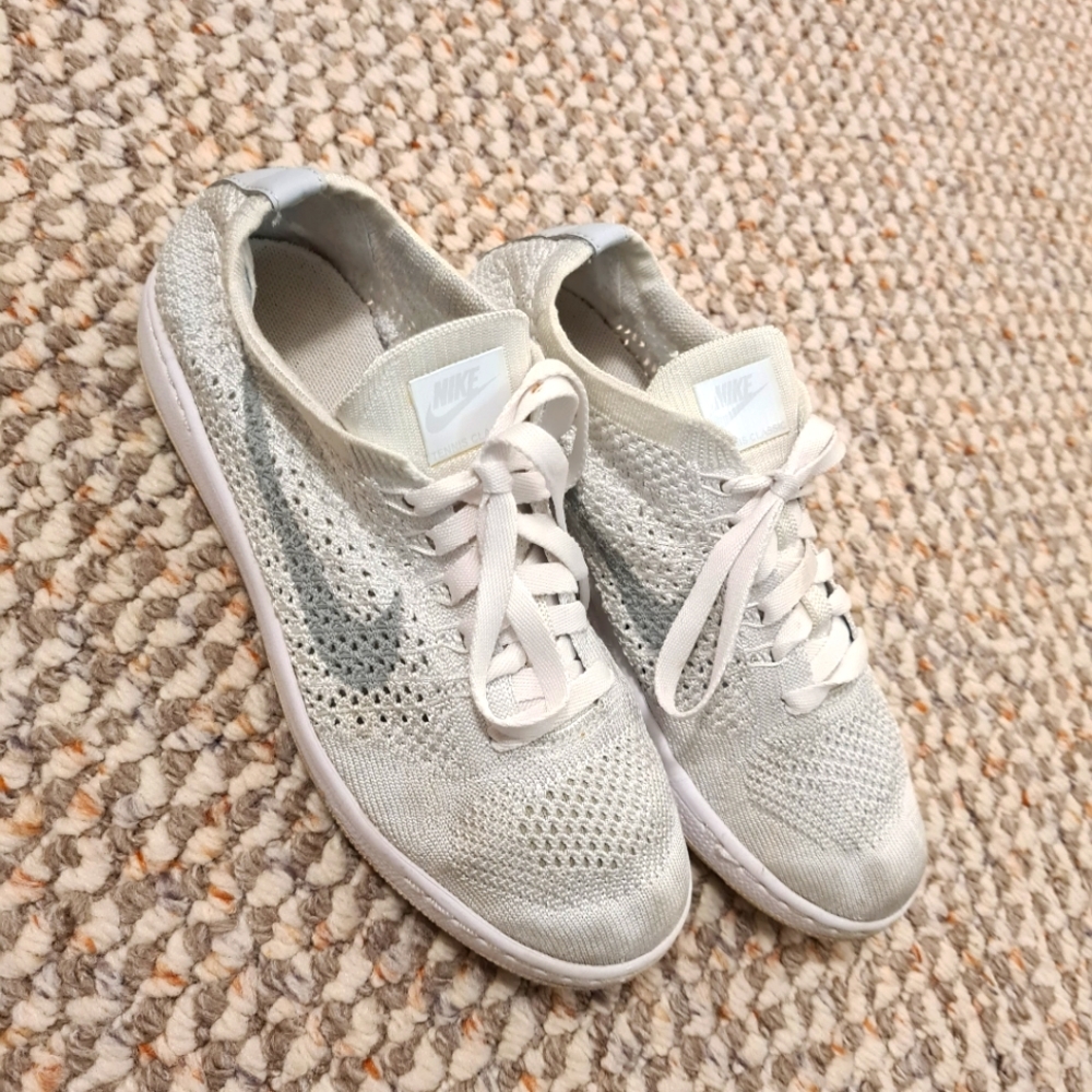 Mesh nike sneakers